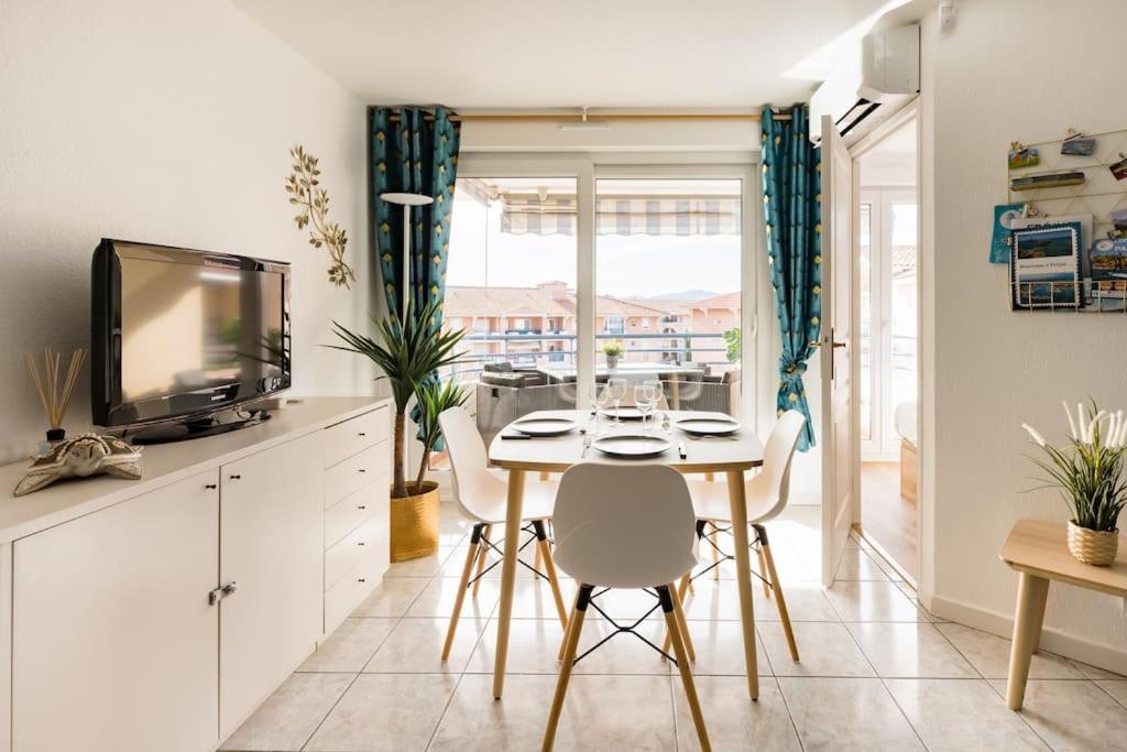 Port-Frejus, Le Paladien, Appartement 2 Pieces Climatise, Terrasse & Parking Exterior photo
